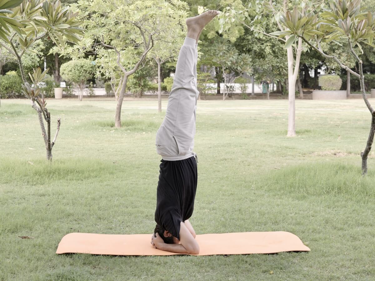 Sirsasana